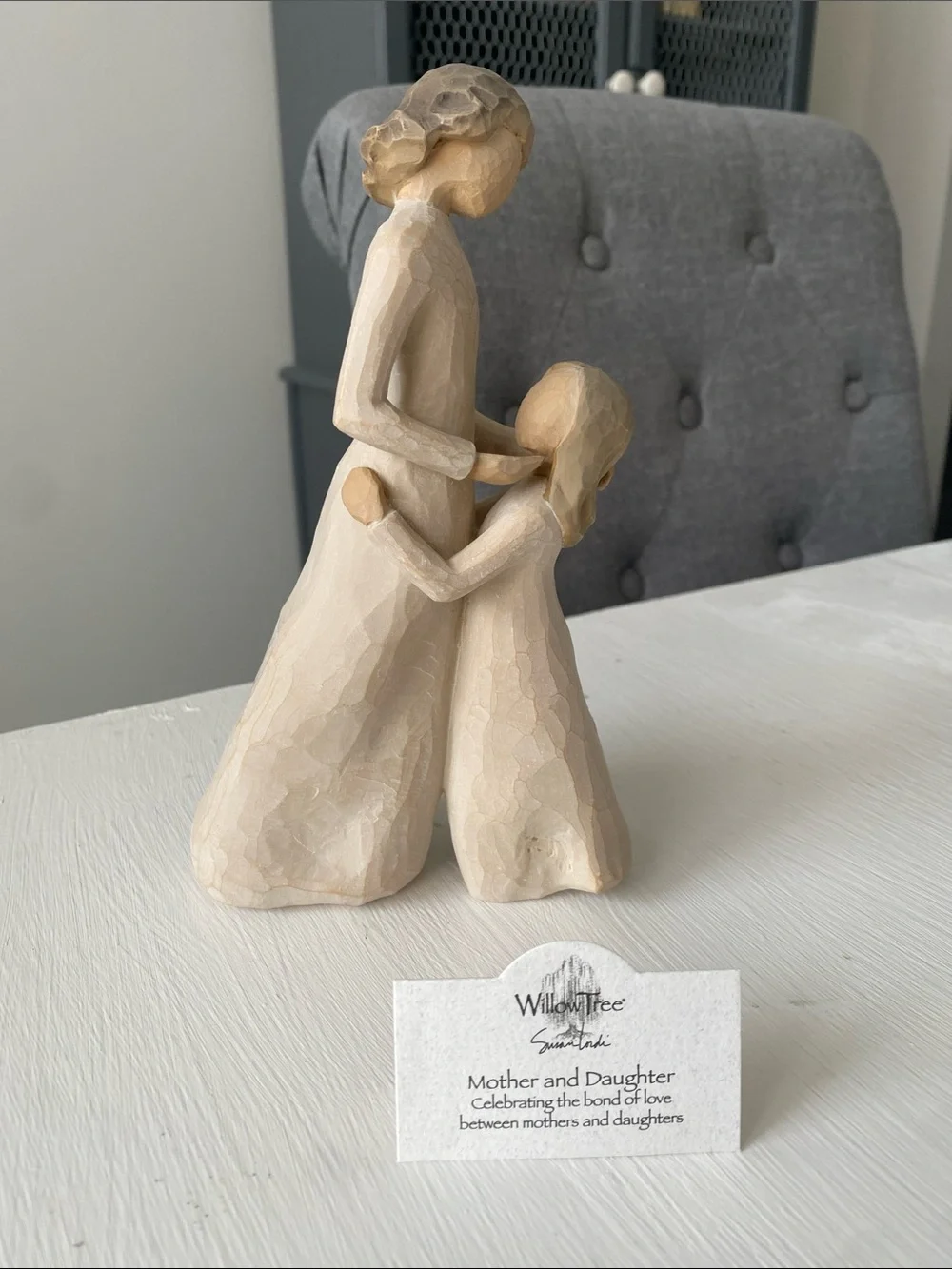 Willow Tree Mother & Daughter Figurine - Celebrating the Bond of Love